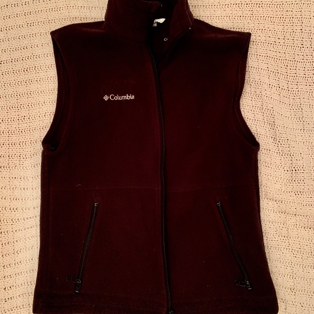 Black Columbia fleece vest